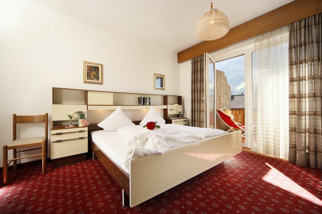 Alpina Residence Naturns Rom bilde